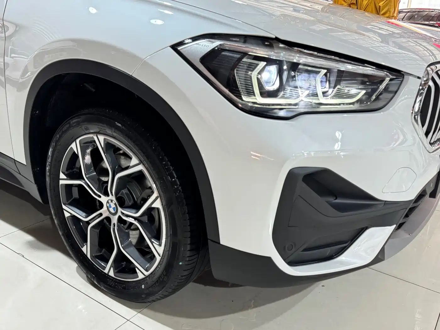 BMW X1 2022 sDrive25Li Leading фото 4