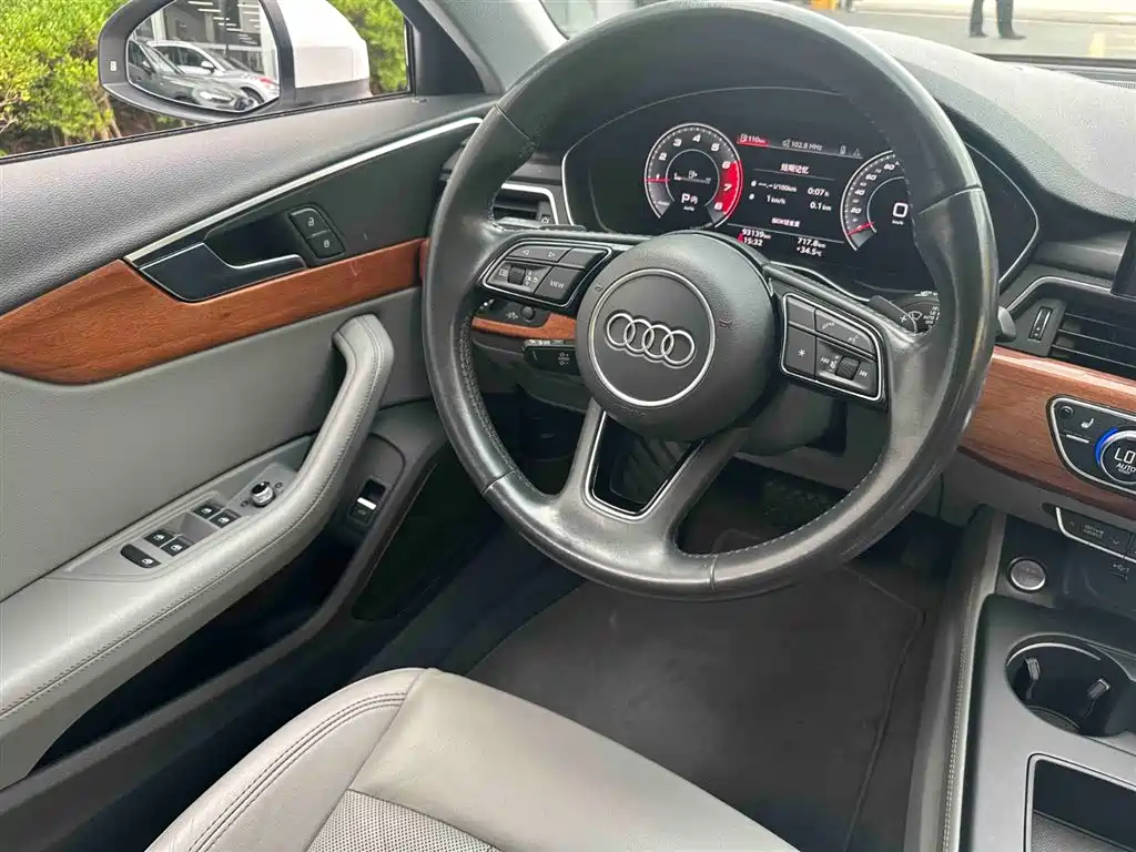 Audi A4L 2020 40 TFSI Luxury Elegance фото 12