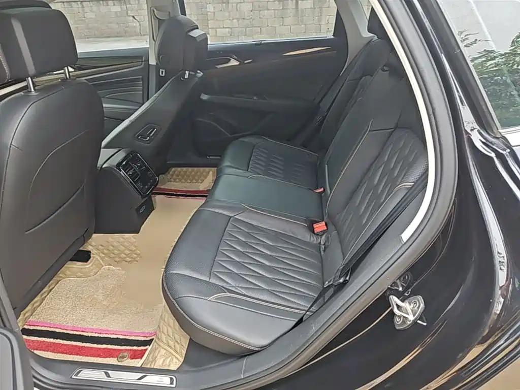 Volkswagen Passat 2019 Model 380TSI Luxury Edition China VI фото 17