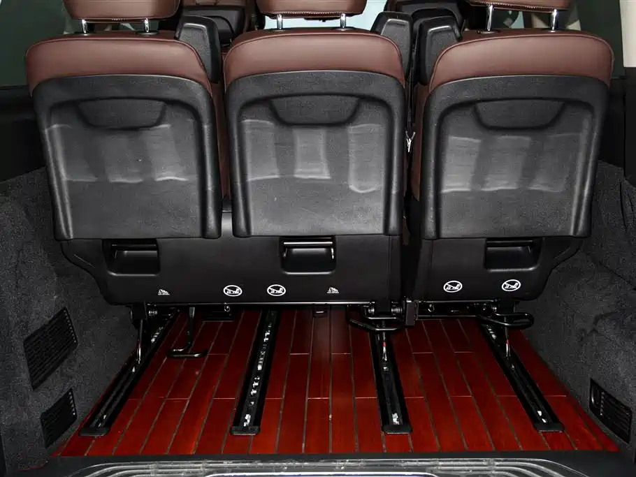 Mercedes-Benz V-Class 2022 V 260 L Long Wheelbase Luxury Edition фото 23
