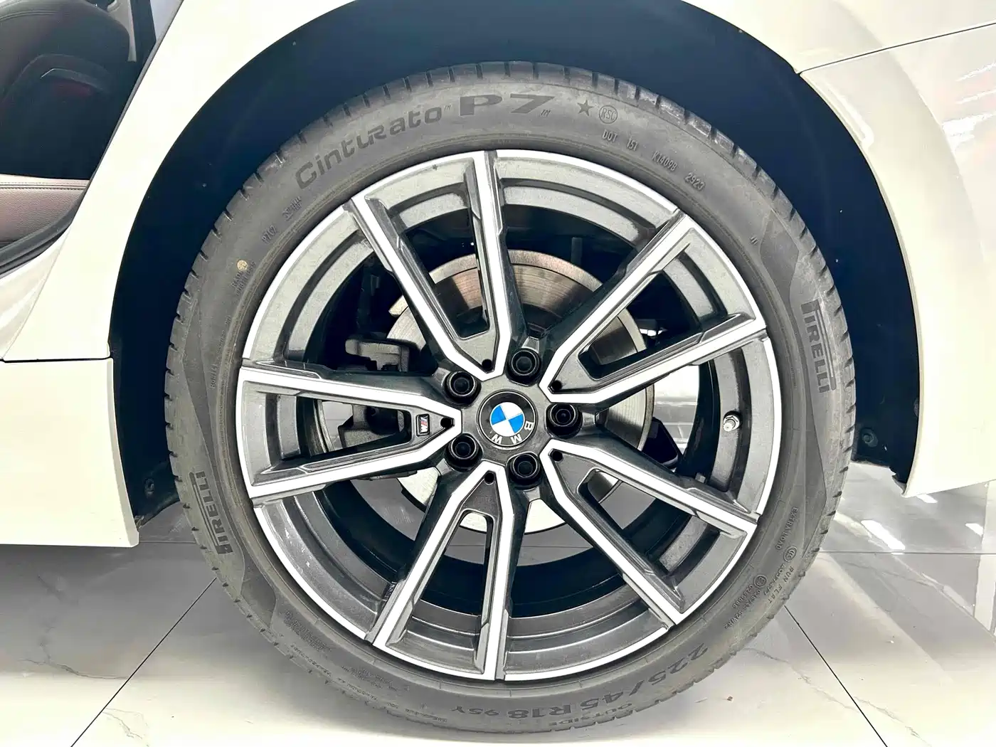 BMW 3 Series 2024 325Li M Sport Package фото 20