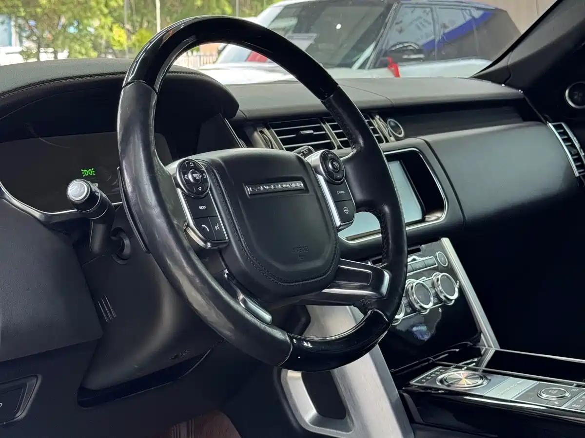Land Rover Range Rover 2017 3.0 SC V6 Vogue фото 18