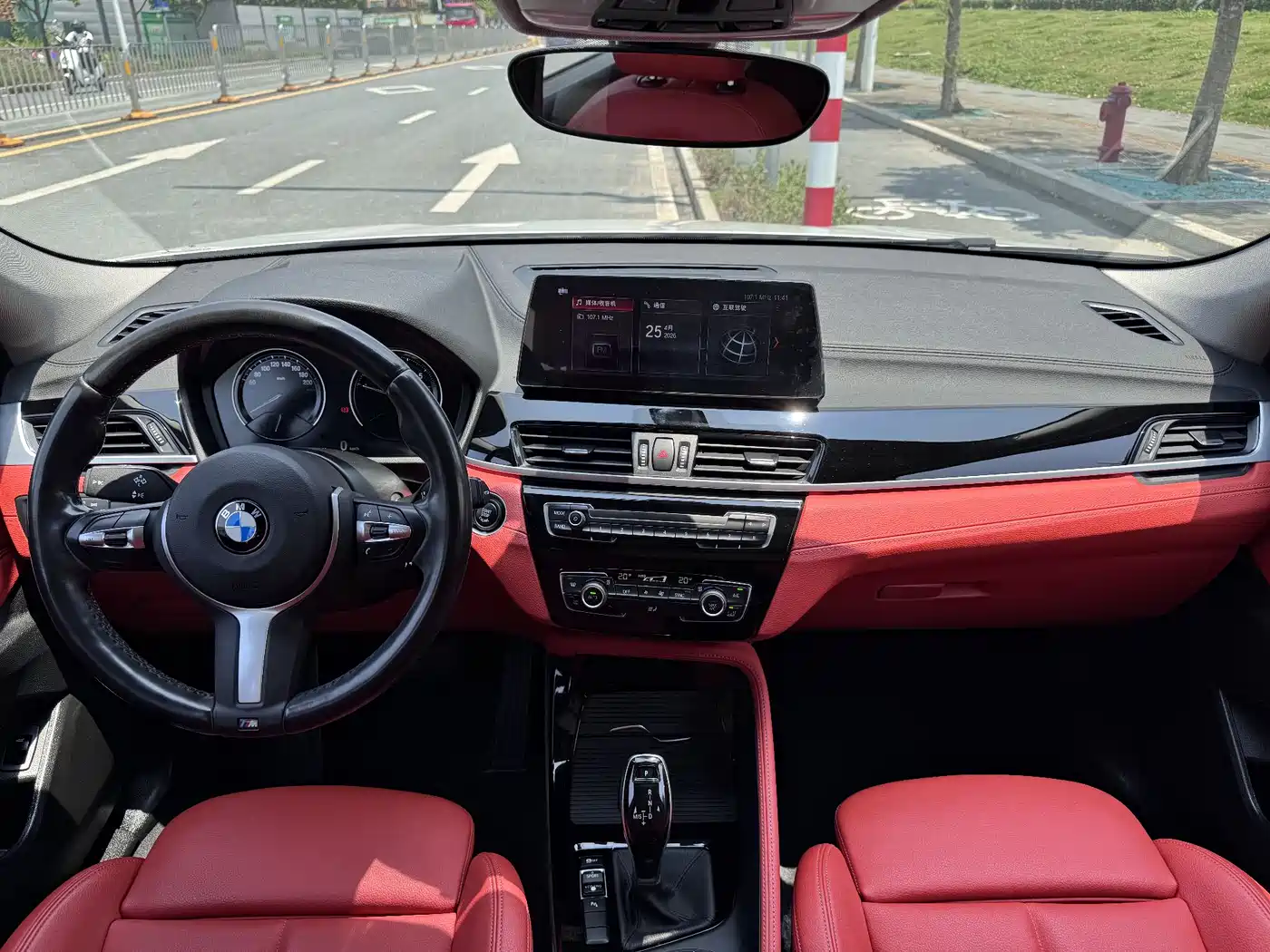 BMW X2 2021 Facelift sDrive25i M Sport Package фото 10