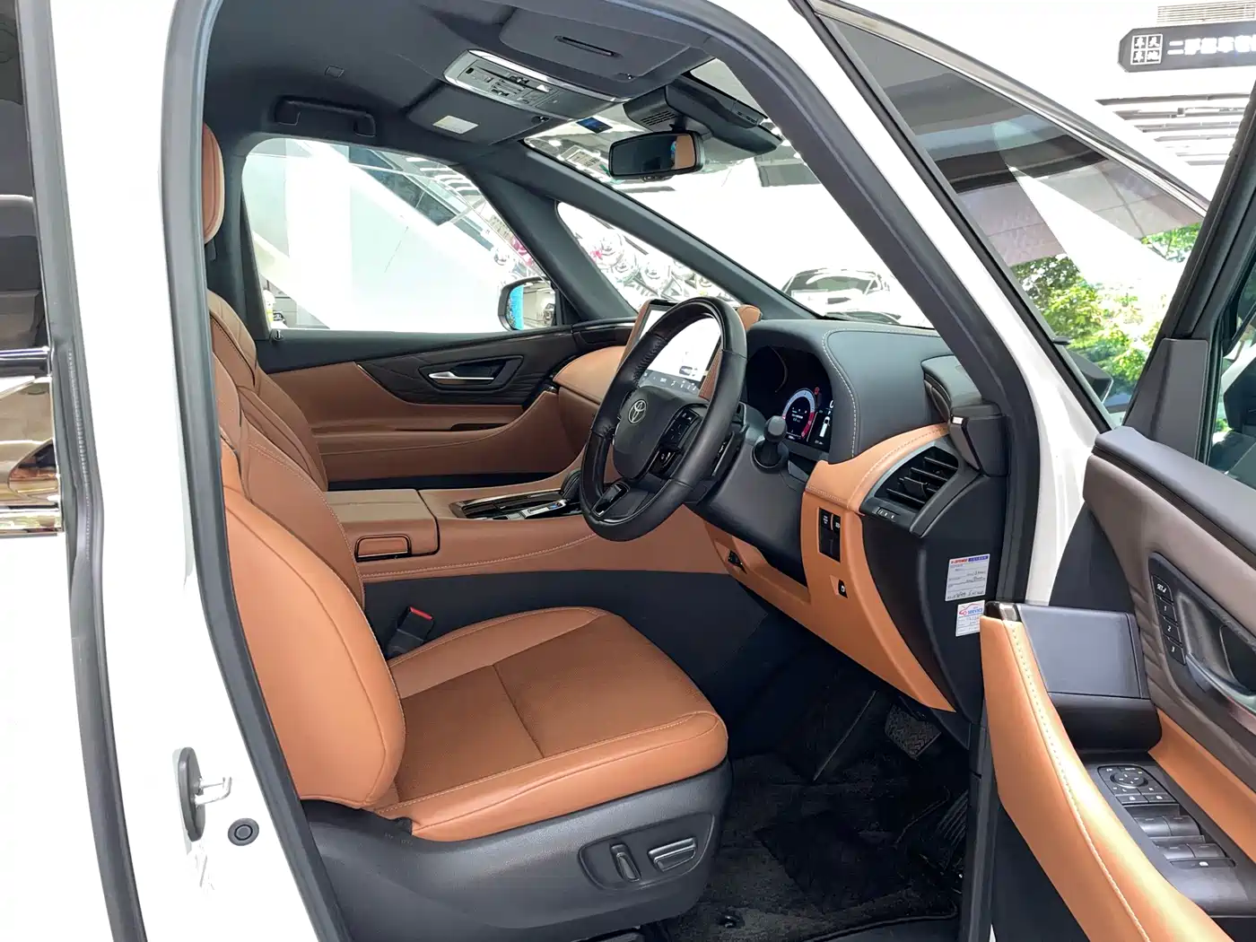 Toyota Vellfire 2026 2024 Crown Hybrid 2.5L Executive Premium Edition