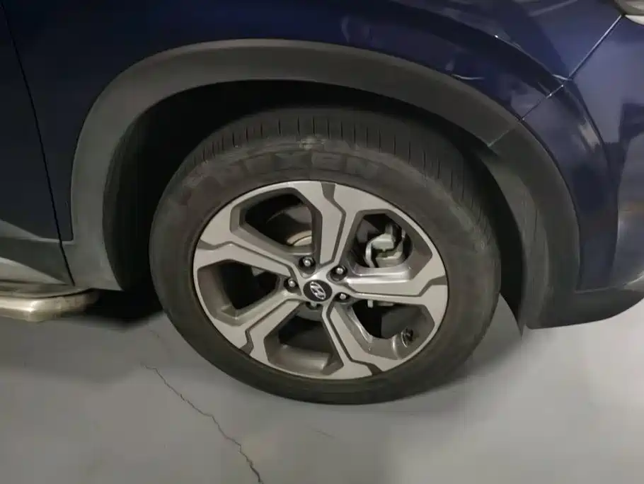 Фото 6 - Hyundai Santa Fe