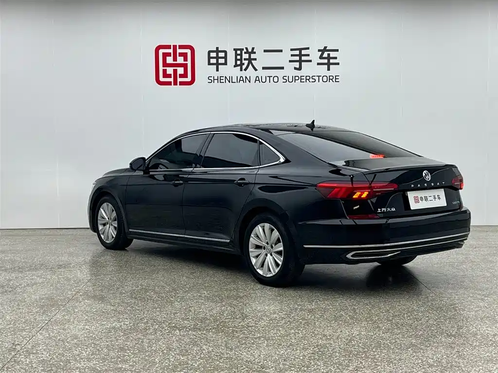 Volkswagen Passat 2020 330TSI Elite Edition China V фото 4