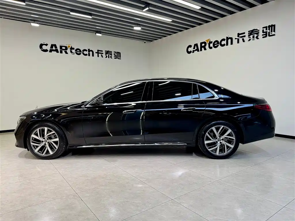 Mercedes-Benz E-Class 2024 E 300 L Fashion фото 5