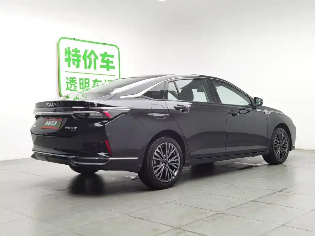Dongfeng Aeolus Yixuan MAX 2022 2021 1.5T Super Dad Edition
