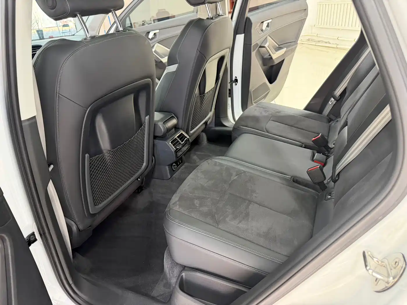 Audi Q3 2023 35 TFSI Fashion Dynamic (1.4T) фото 16