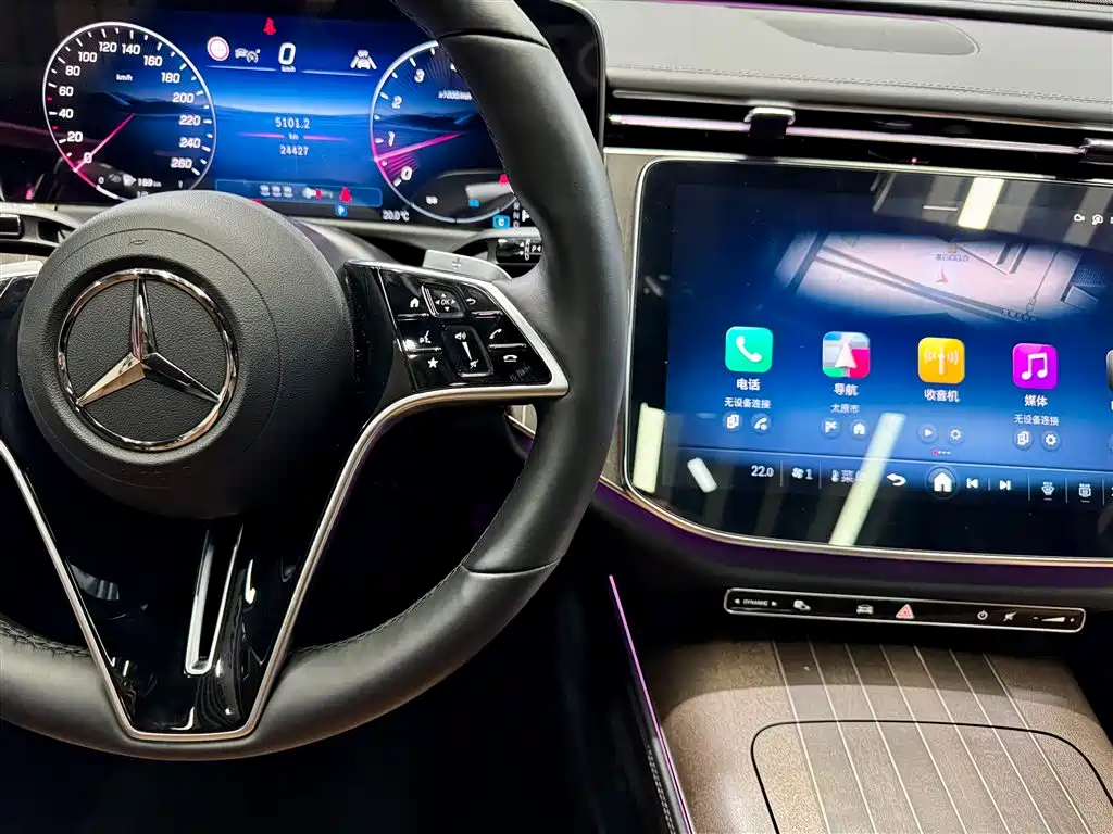 Mercedes-Benz E-Class 2024 E 300 L Fashion фото 22