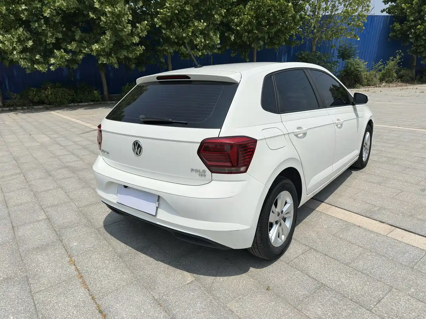 Volkswagen Polo 2019 Plus 1.5L Automatic Colorful Tech Edition фото 9
