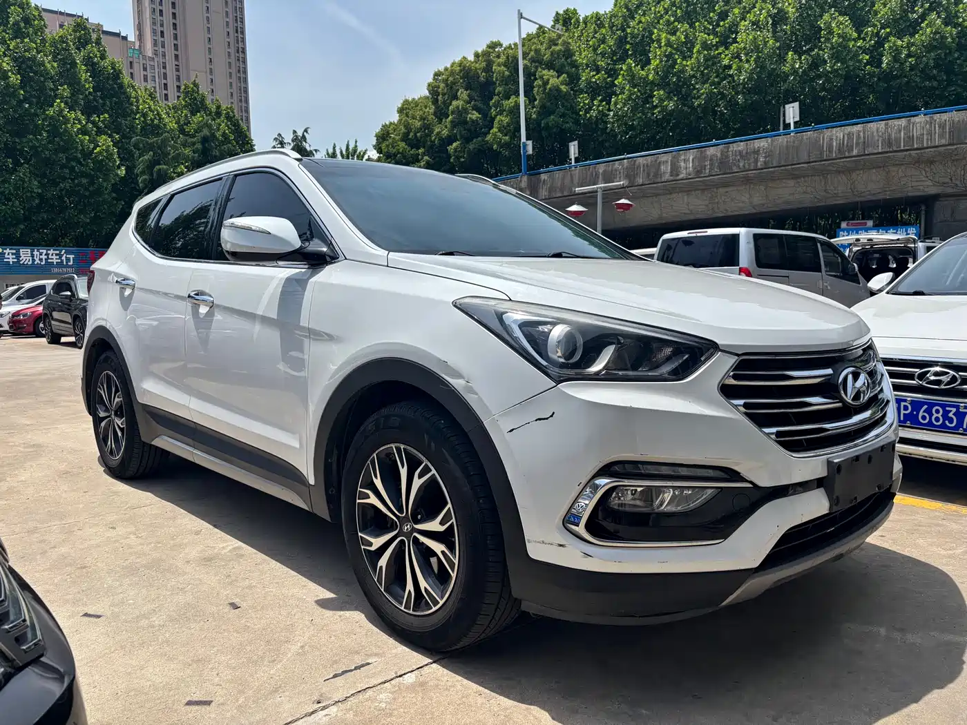 Hyundai Santa Fe 2017 2.0T Automatic 2WD Intelligent 7-Seater фото 3