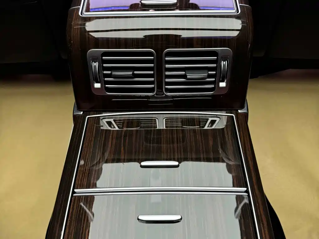 Фото 30 - Land Rover Range Rover