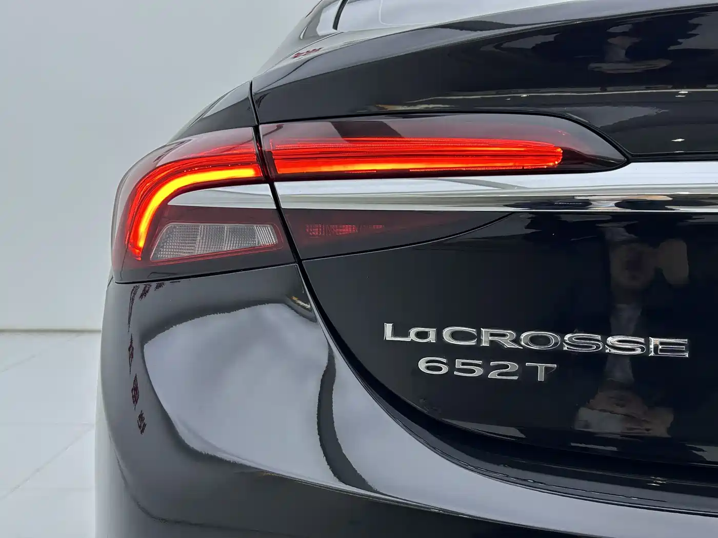 Buick LaCrosse 2022 652T Luxury фото 8