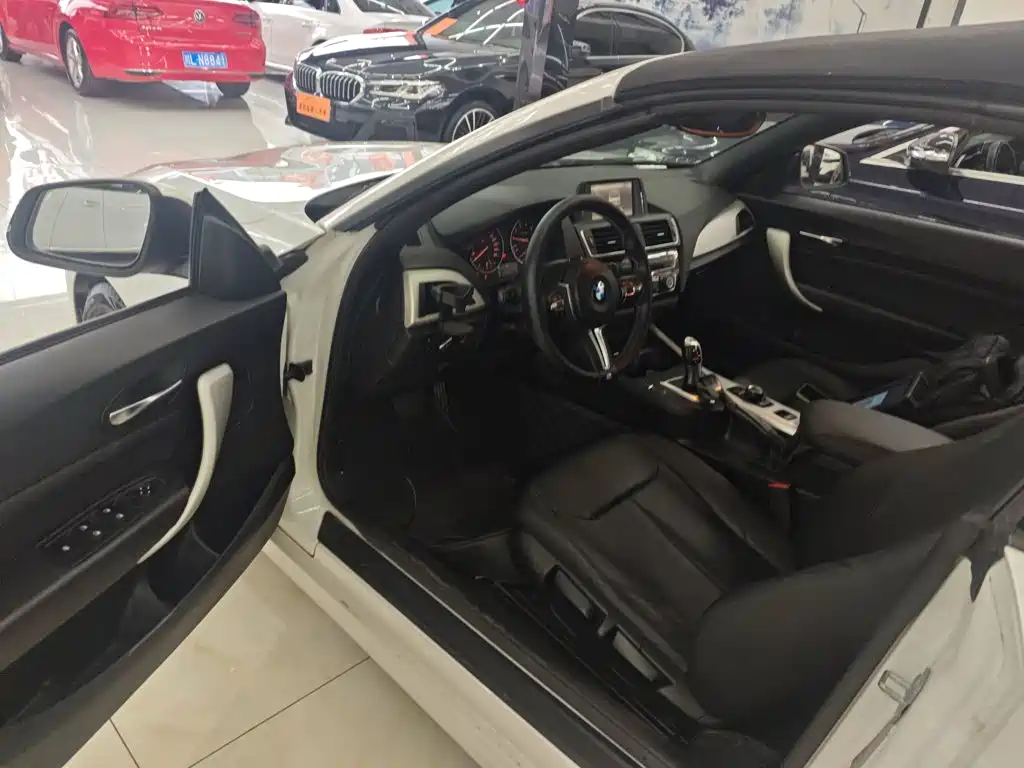 BMW 2 Series (Import) 2016 2015 218i Convertible Coupe
