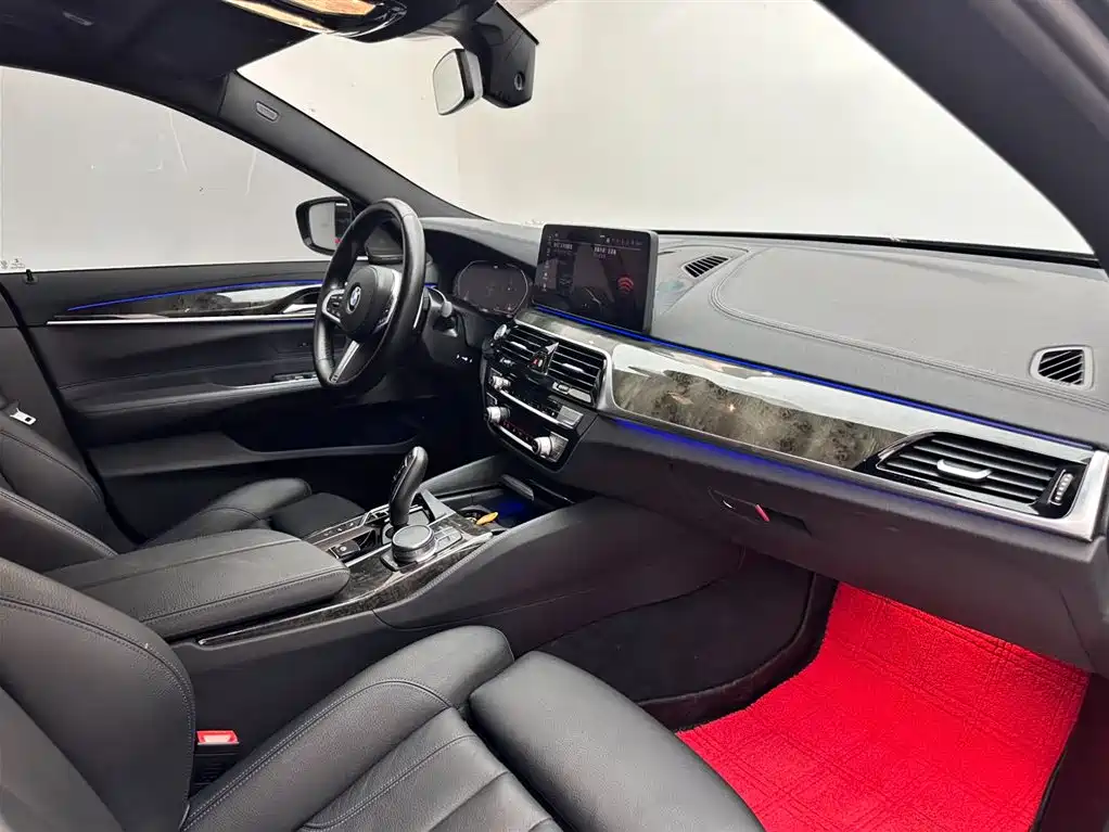 BMW 6 Series GT 2021 630i M Sport Package фото 11