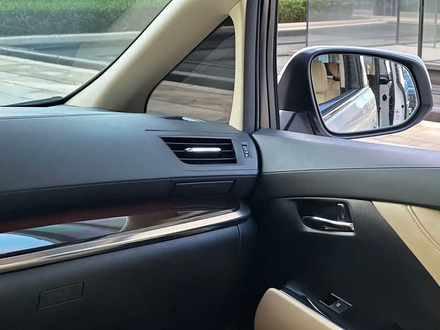 Toyota Alphard 2015 3.5L Luxury Edition фото 13