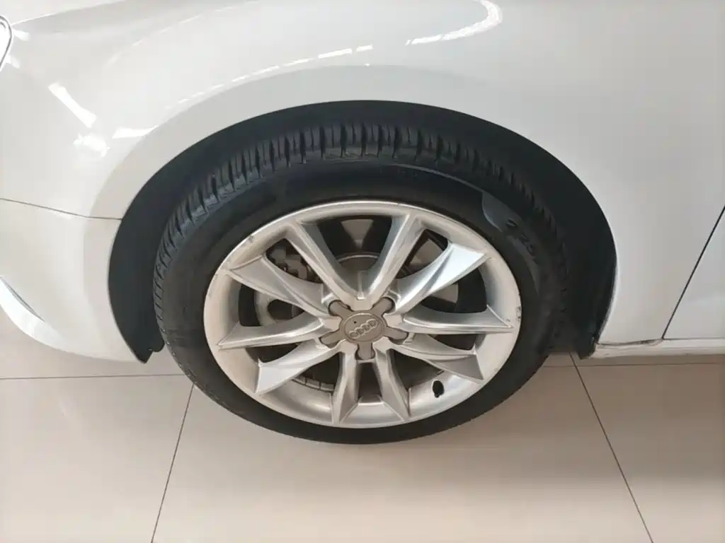 Фото 23 - Audi A3