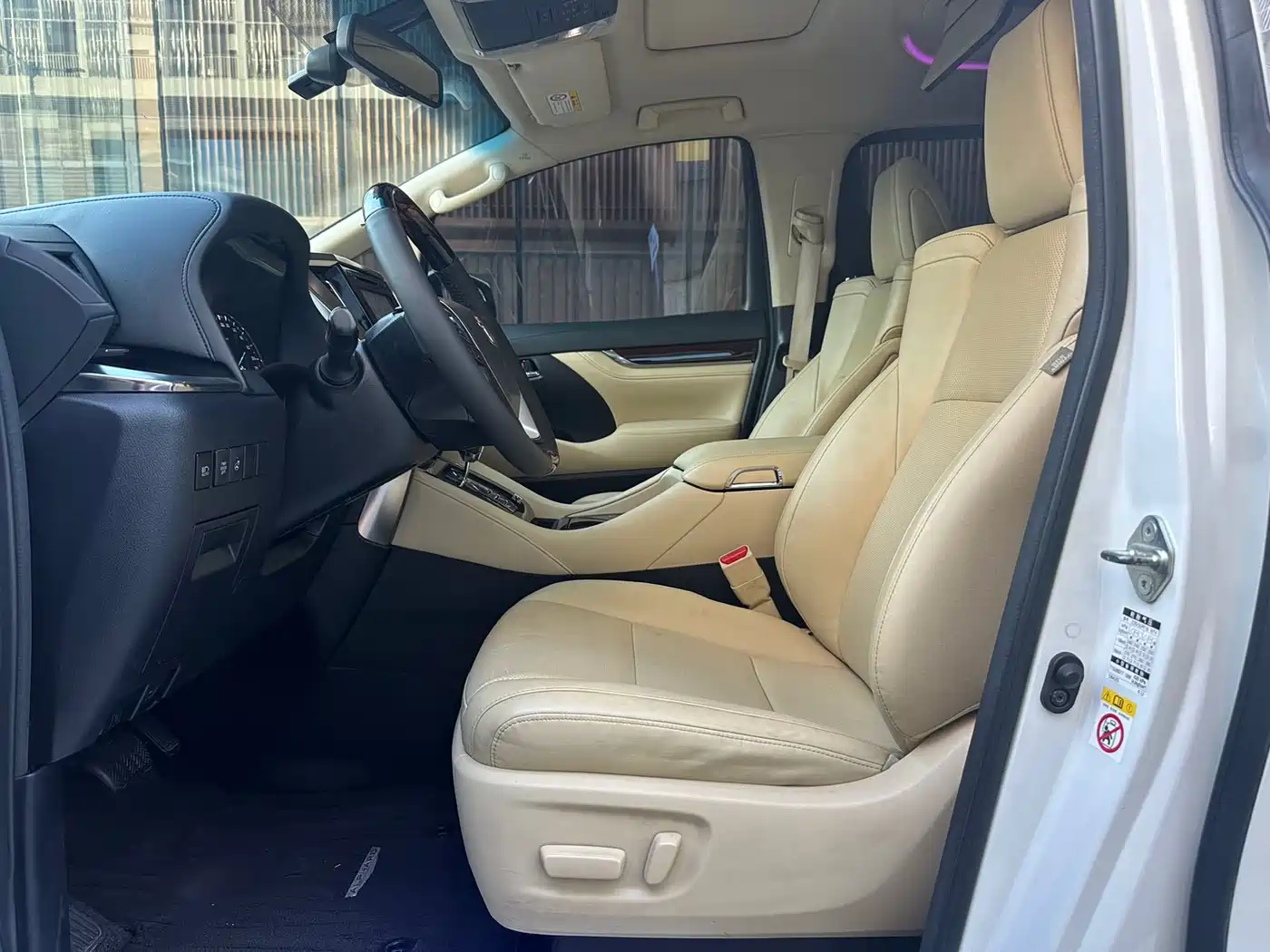 Toyota Alphard 2015 3.5L Luxury Edition фото 5