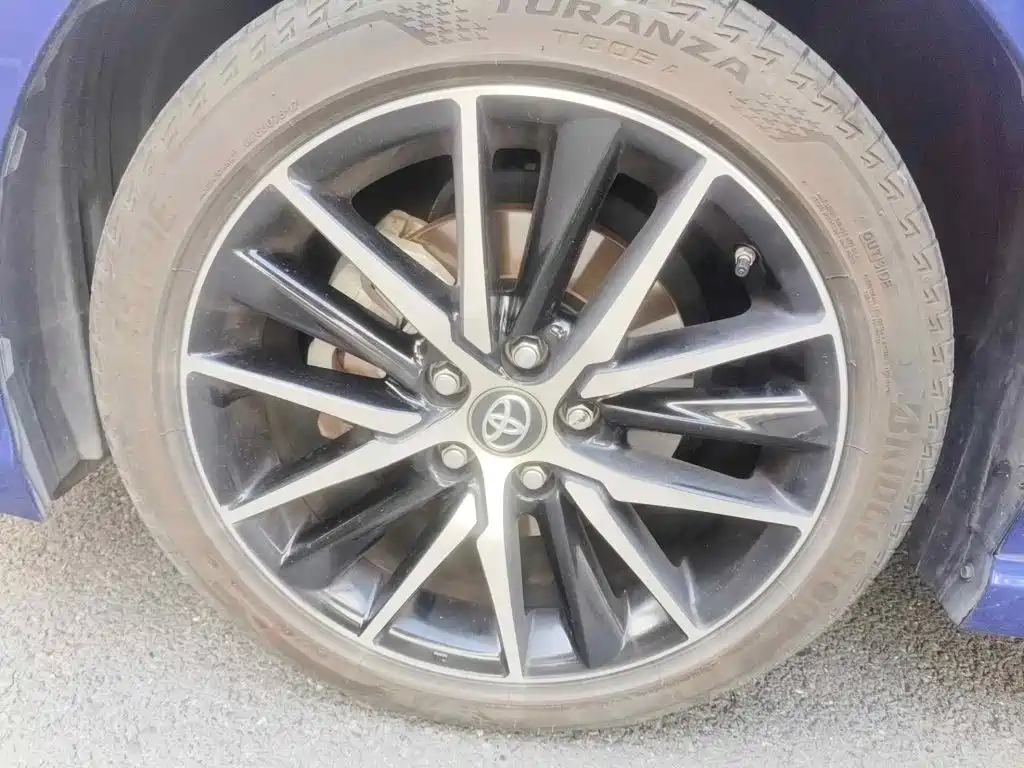 صورة 7 - Toyota Camry