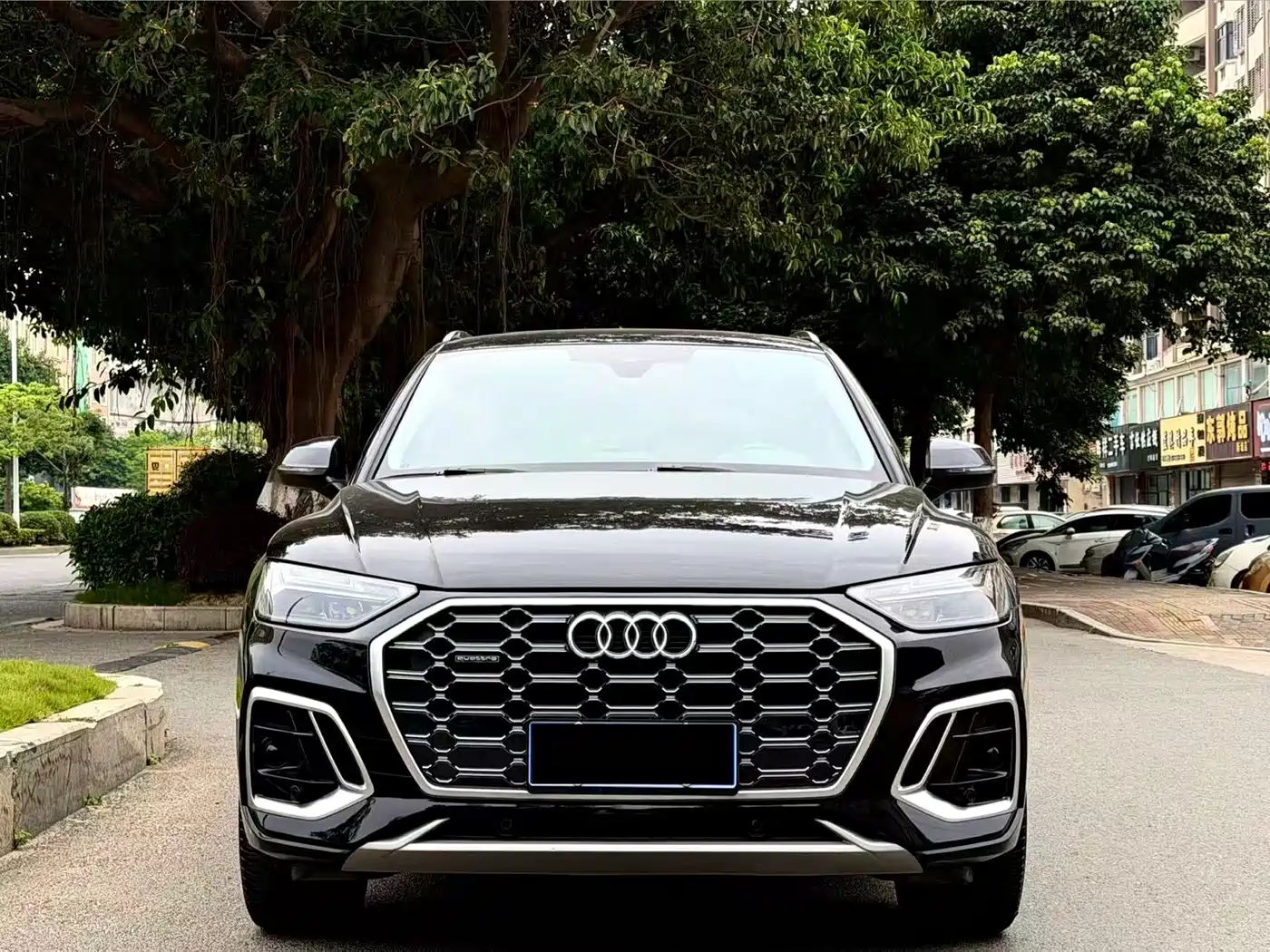 Audi Q5L 2022 40T Luxury Dynamic фото 2