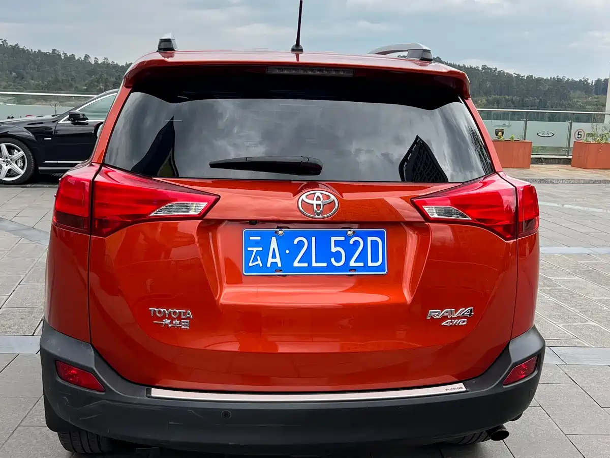 Toyota RAV4 Rongfang 2013 2.0L CVT 4WD Pioneer фото 10