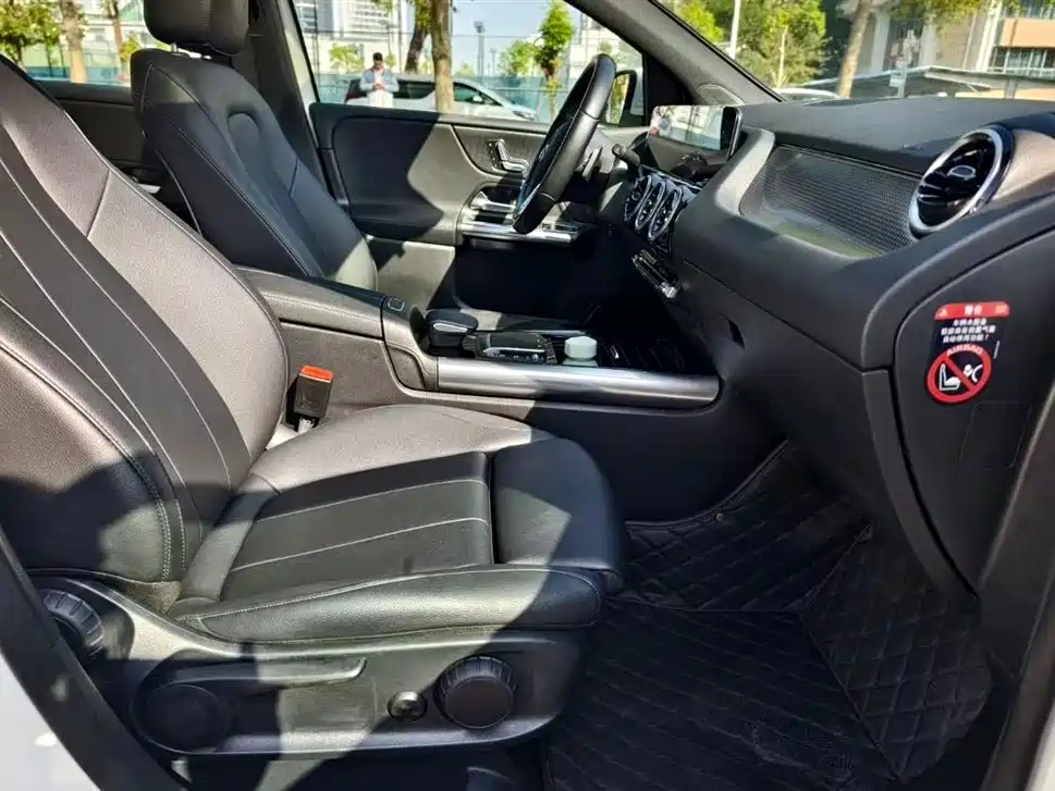 Mercedes-Benz B-Class 2021 B 200 Fashion фото 15
