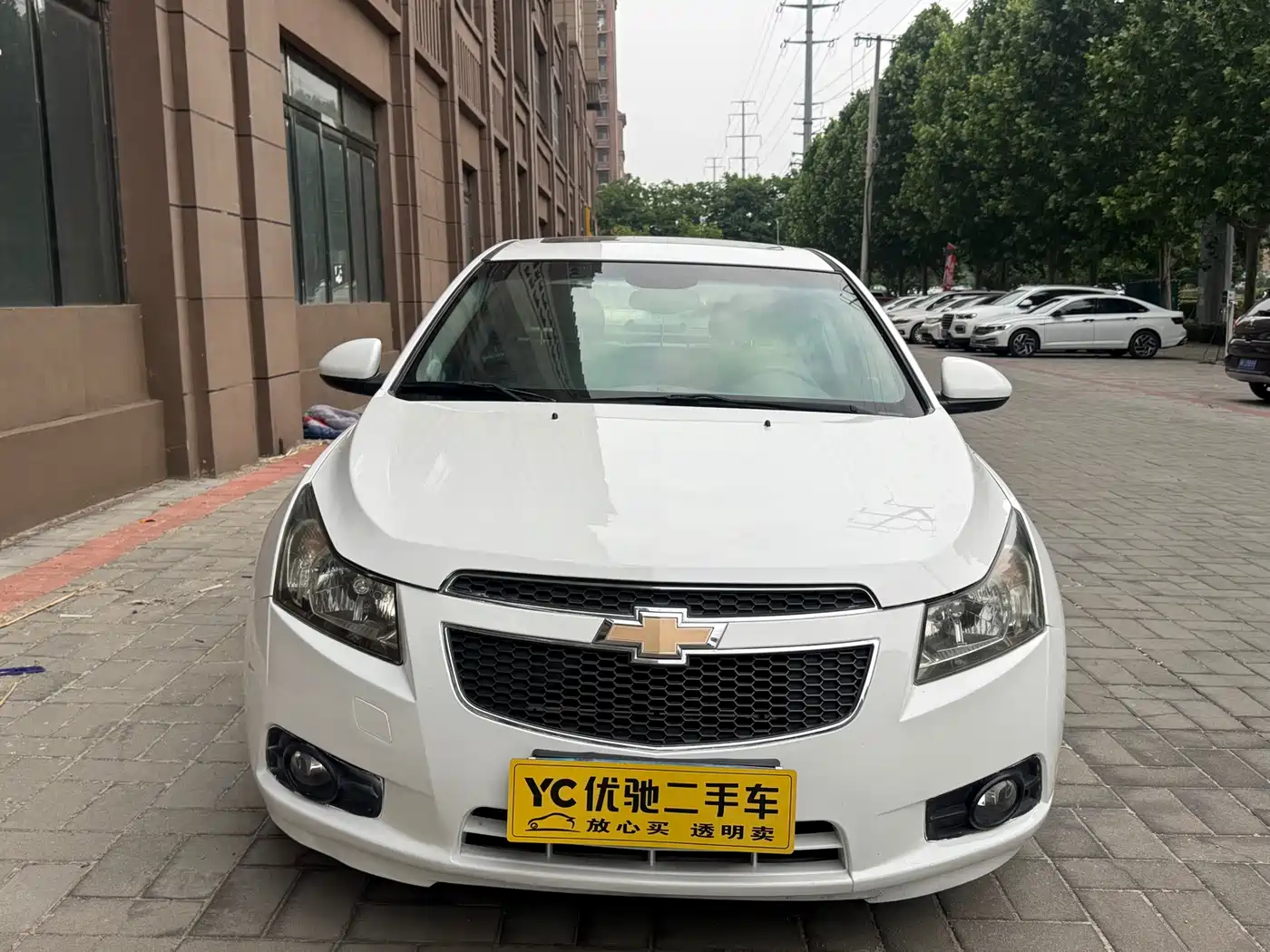 Chevrolet Cruze 2013 Model 1.6L SE AT фото 2