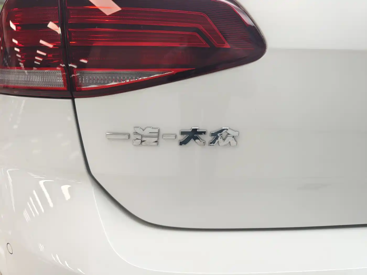 Volkswagen Golf 2018 230TSI Automatic Comfort фото 25