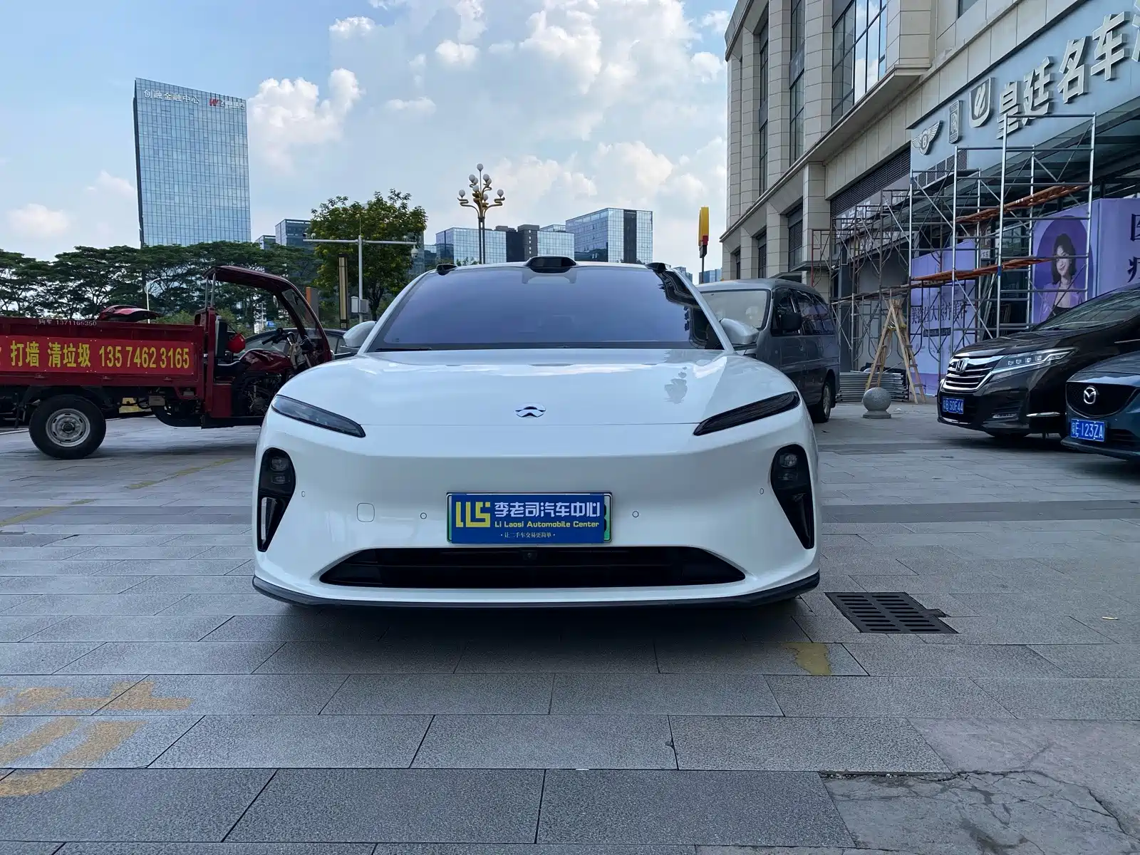 Фото 2 - NIO ET5T