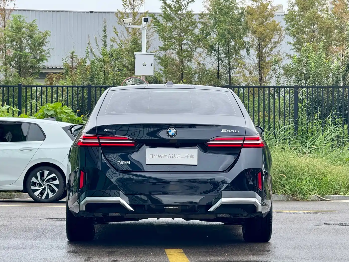 Фото 19 - BMW 5 Series