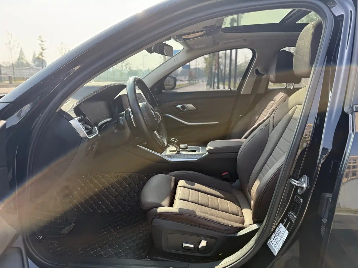 BMW 3 Series 2022 325Li M Sport Shadow Edition фото 8
