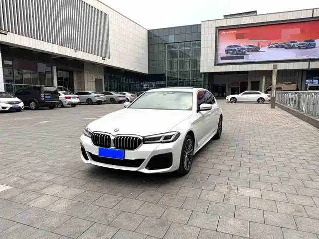 BMW 5 Series 2023