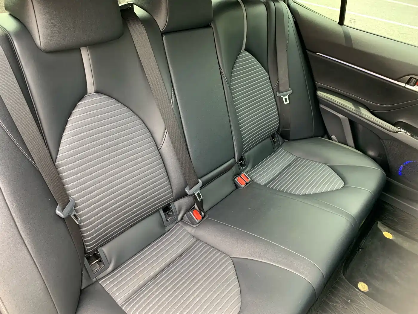 Toyota Camry 2023 2.0S Knight Edition фото 28