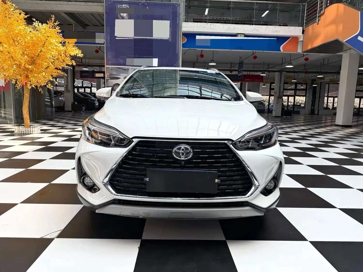 Фото 2 - Toyota YARiS L Zhi Xuan