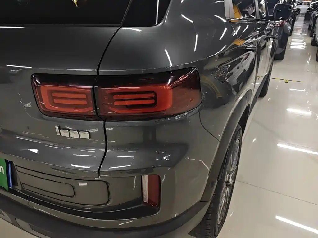 Geely ICON 2021 2020 1.5TD i9 BSG