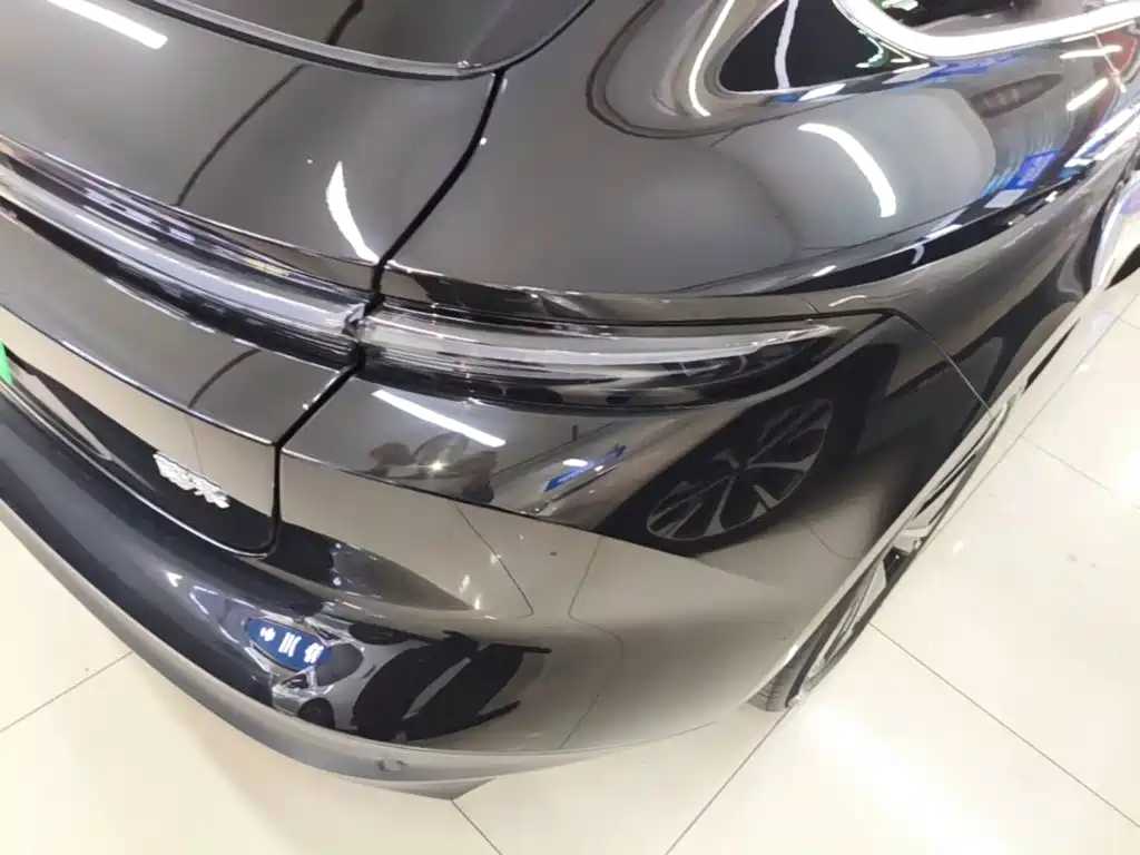 Фото 8 - NIO ET5T