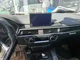 Photo 7 - Audi A4L