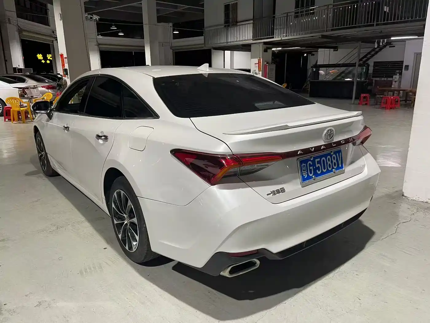 Toyota Avalon 2022 2.5L Luxury Edition фото 3