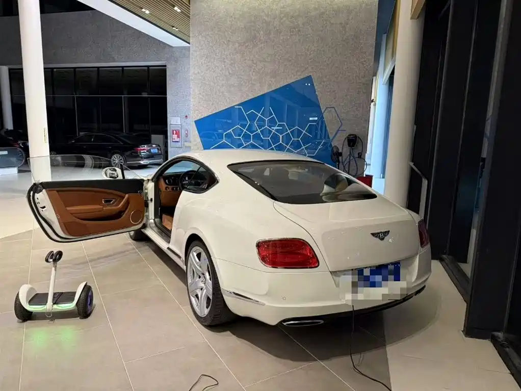Bentley Continental 2012 2012 6.0T GT W12