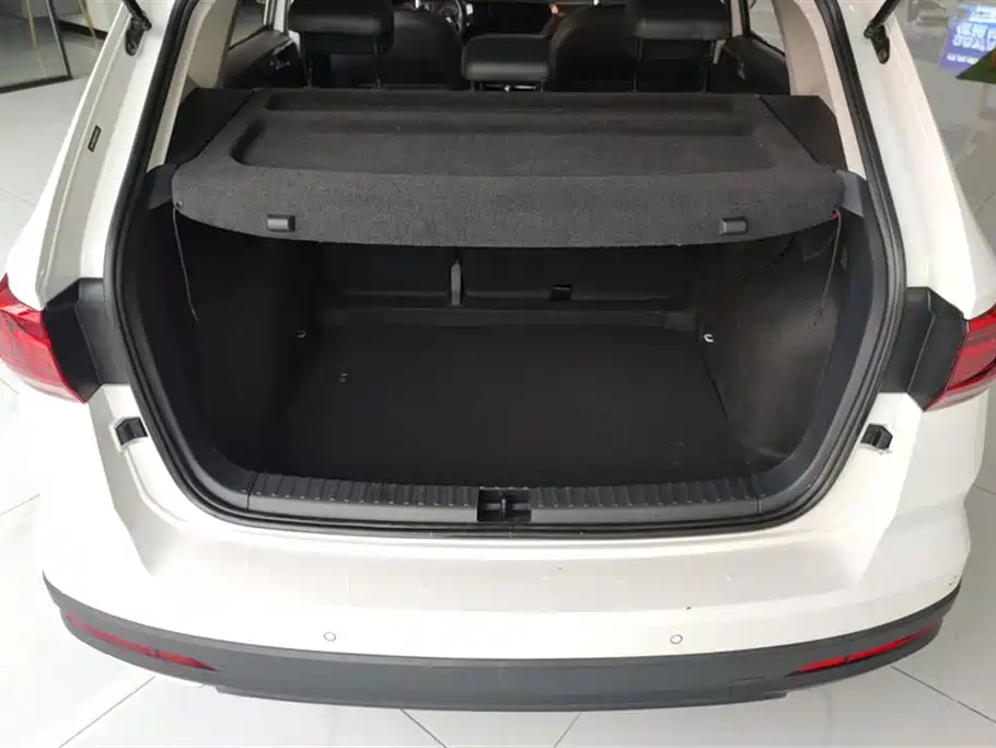 Volkswagen Tharu 2021 Model 280TSI 2WD Comfort Edition фото 4
