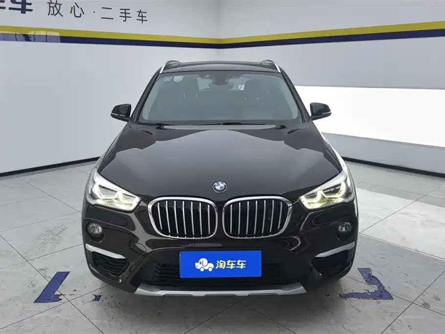 BMW X1 2019 sDrive18Li Premium Model фото 2