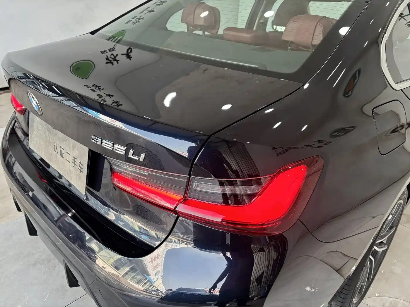 BMW 3 Series 2025 325Li M Sport Package фото 10