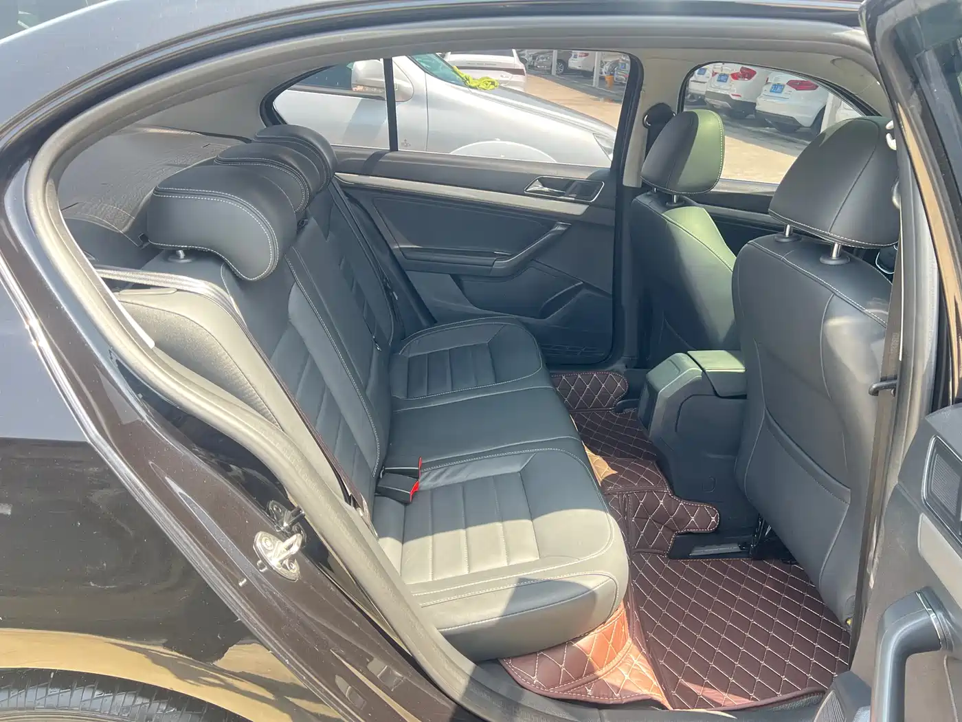 Volkswagen Lavida 2017 1.6L Automatic Trend Edition фото 18