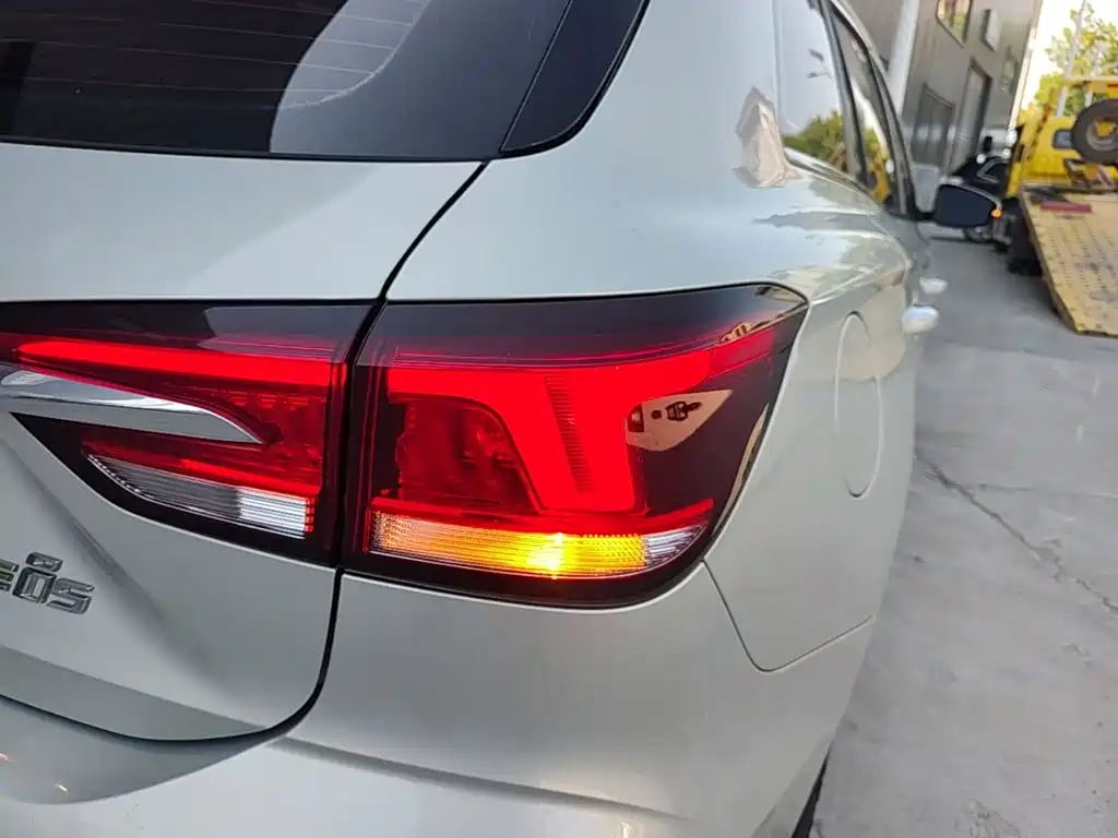 Roewe Ei5 2019 2019 Model Smart Connect Flagship Edition
