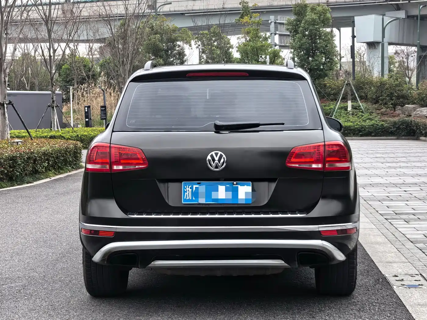 Volkswagen Touareg 2017 3.0TSI Explorer Edition фото 5