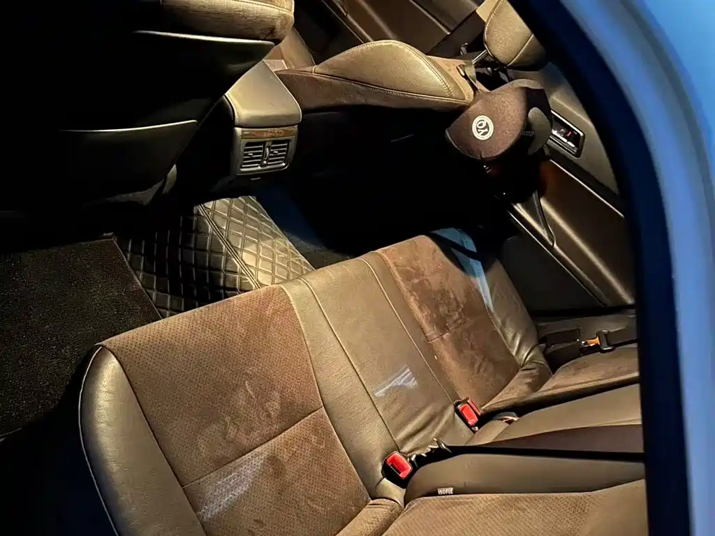 Toyota Reiz 2013 2.5V Premium Edition фото 6