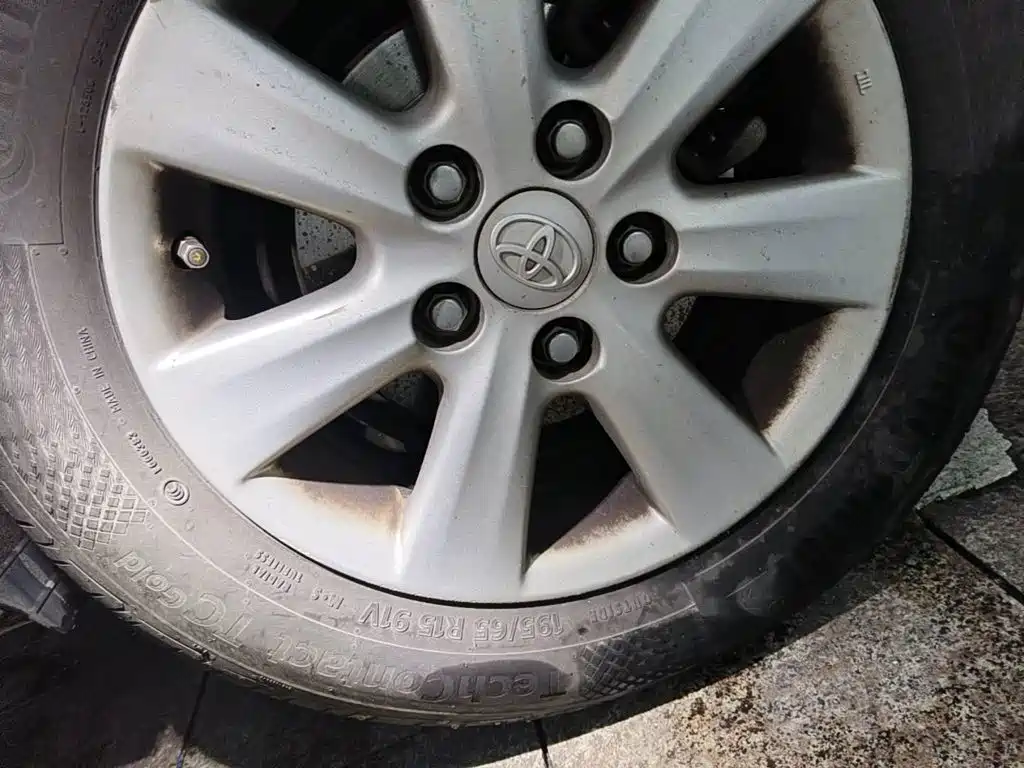 صورة 6 - Toyota Corolla