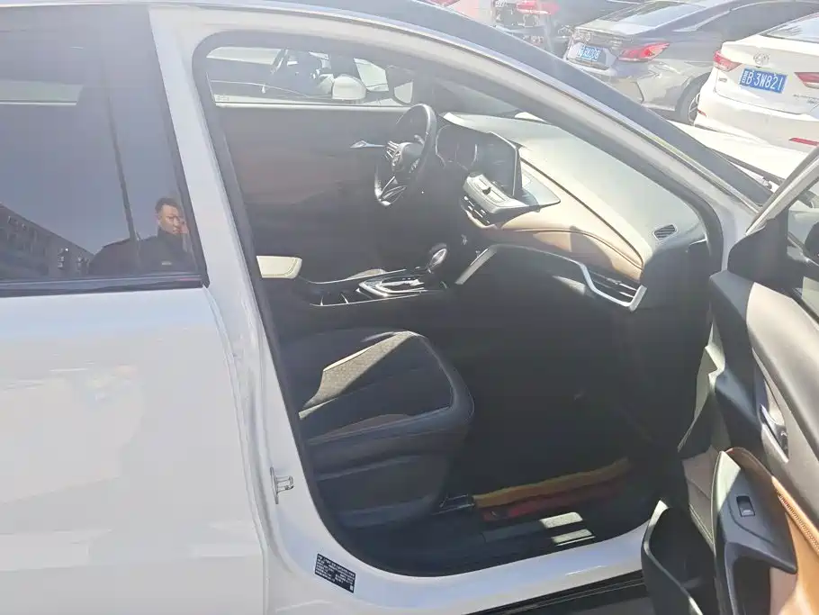 صورة 8 - Buick Encore GX