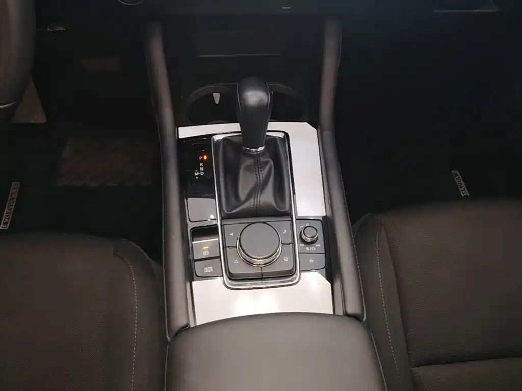 Mazda Mazda3 Axela 2025 2023 2.0L Auto Zhixuan